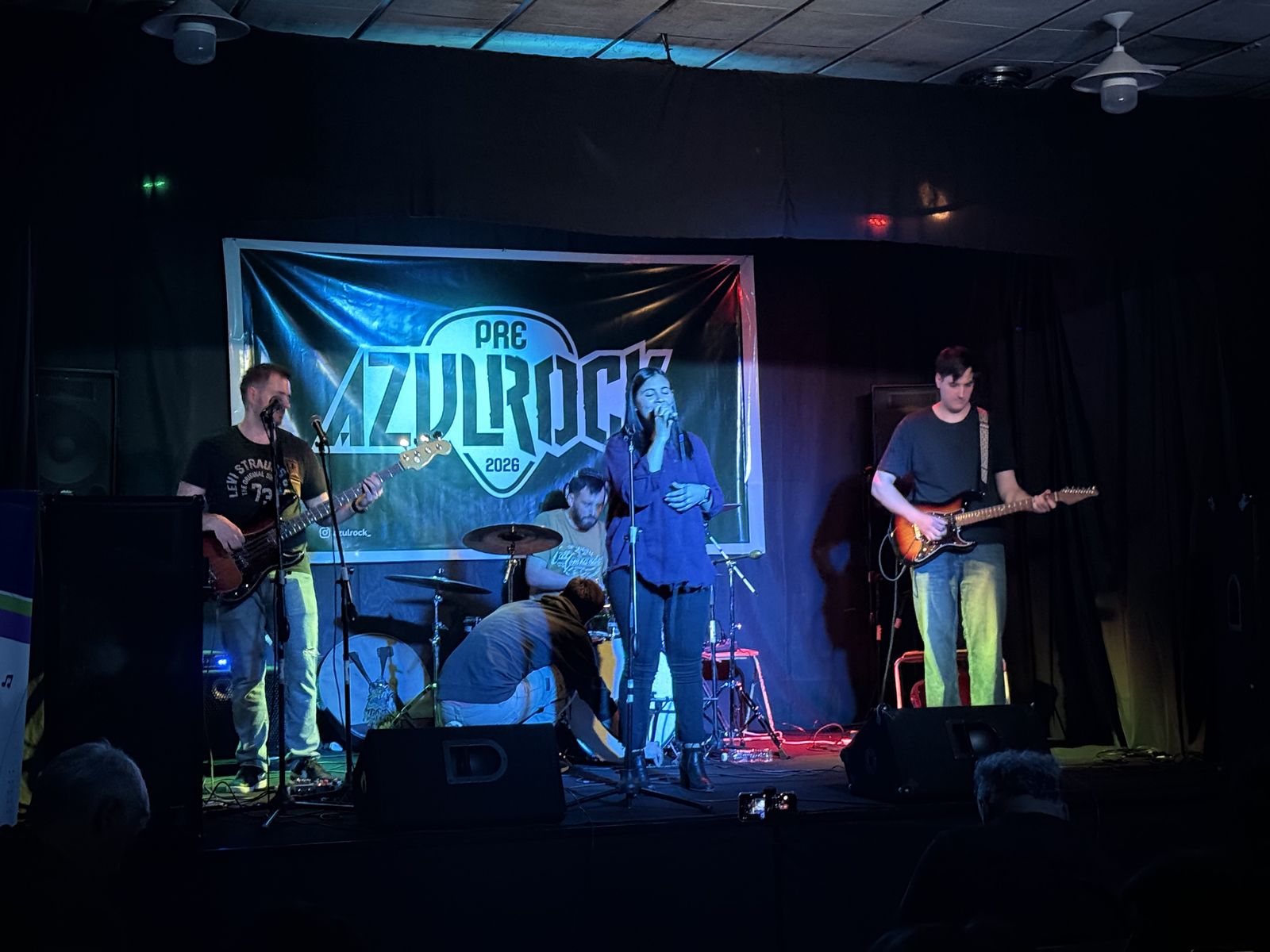 3 de Minima en vivo en Pre Azul Rock